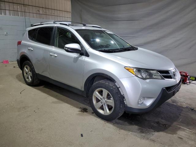 JTMRFREV7D5000388 - 2013 TOYOTA RAV4 XLE ვერცხლისფერი ფოტო 4