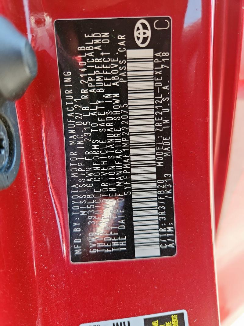 5YFEPMAE1MP222075 - 2021 TOYOTA COROLLA LE წითელი ფოტო 13