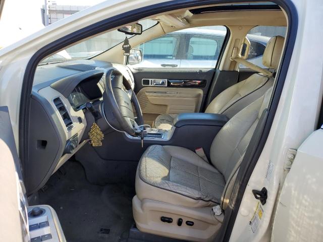 2LMDU88C58BJ17473 - 2008 LINCOLN MKX 白色 照片 7