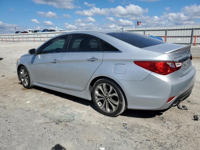 5NPEC4AC3EH818734 - 2014 HYUNDAI SONATA SE SILVER photo 2