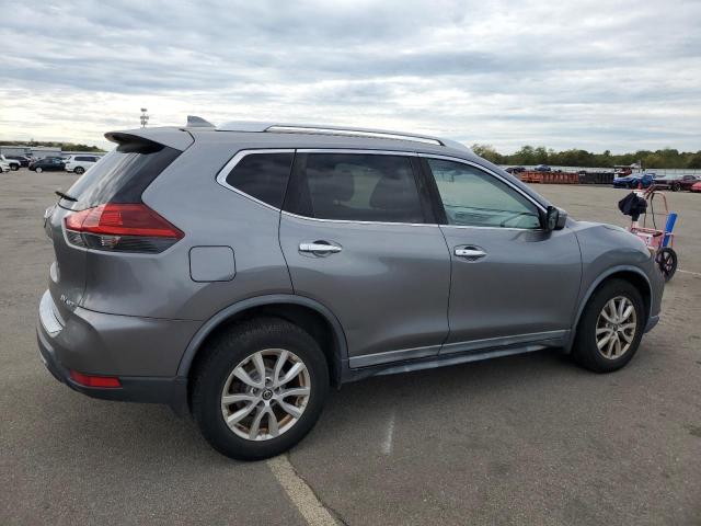 KNMAT2MV0JP595275 - 2018 NISSAN ROGUE S Серый фото 3