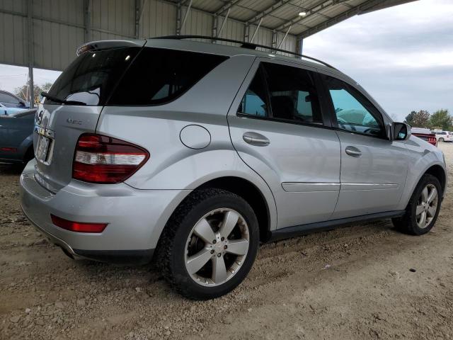 4JGBB86E19A497115 - 2009 MERCEDES-BENZ ML 350 SILVER photo 3
