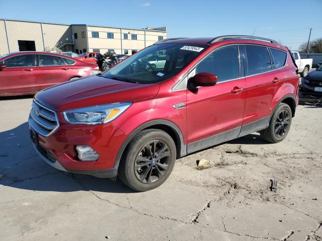 1FMCU9GD9JUD49873 - 2018 FORD ESCAPE SE RED photo 1