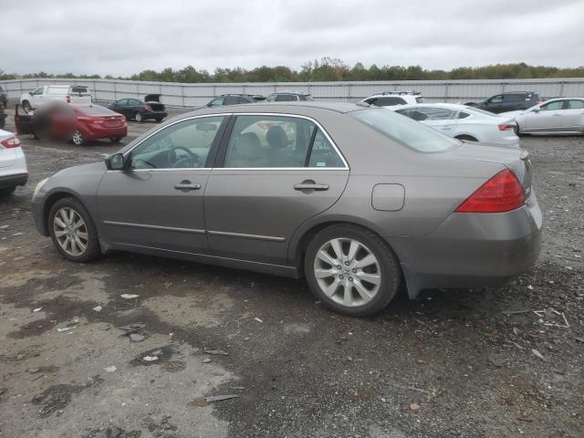 1HGCM66507A097021 - 2007 HONDA ACCORD EX GRAY photo 2