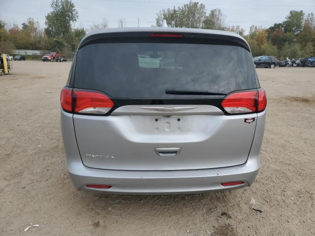 2C4RC1DG8HR607566 - 2017 CHRYSLER PACIFICA TOURING 银色 照片 6