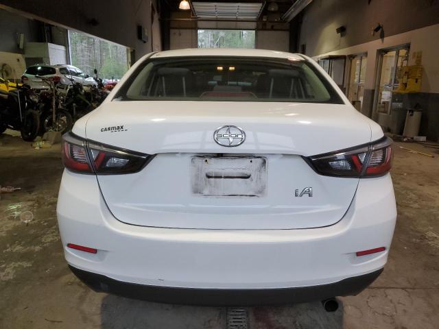 3MYDLBZV5GY124611 - 2016 TOYOTA SCION IA WHITE photo 6