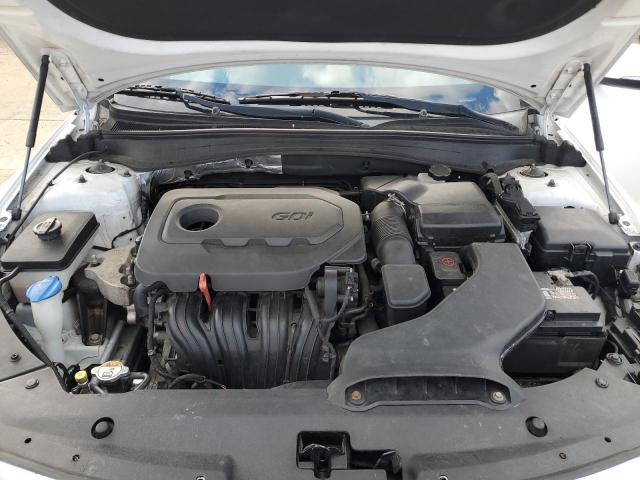 5XXGT4L30GG043149 - 2016 KIA OPTIMA LX WHITE photo 11