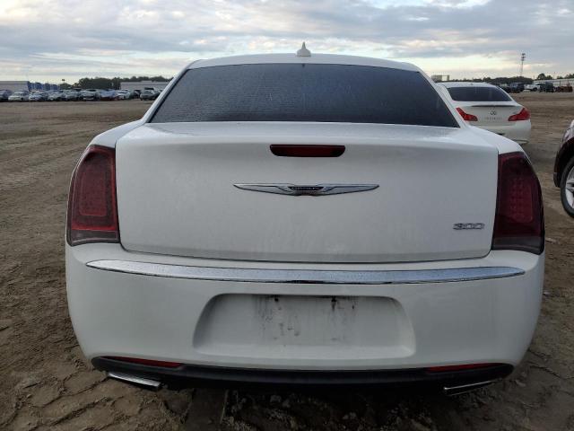 2C3CCAAGXFH930597 - 2015 CHRYSLER 300 LIMITED WHITE photo 6