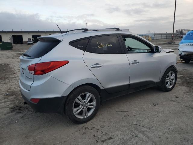 KM8JU3AC5DU741709 - 2013 HYUNDAI TUCSON GLS SILVER photo 3