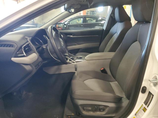 4T1C11AK0NU648269 - 2022 TOYOTA CAMRY LE WHITE photo 7