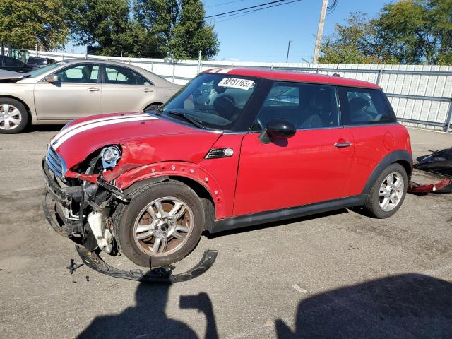 2013 MINI COOPER, 