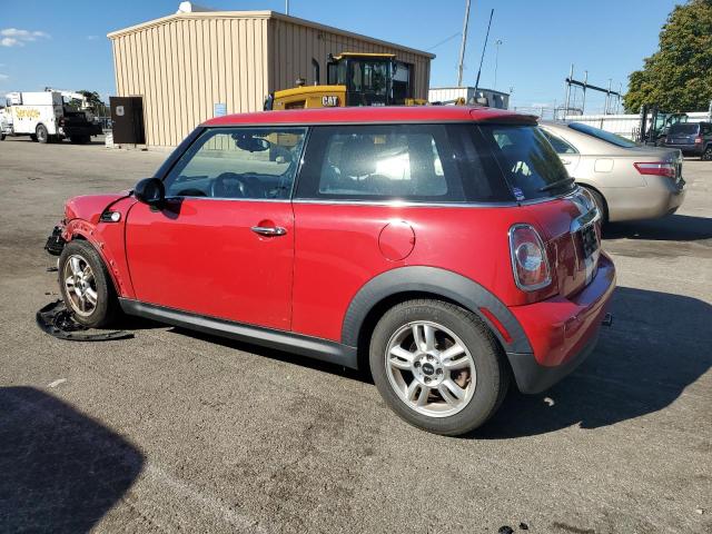 WMWSU3C52DT370051 - 2013 MINI COOPER 红色 照片 2