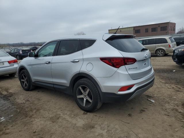 5XYZTDLB2JG571620 - 2018 HYUNDAI SANTA FE S SILVER photo 2