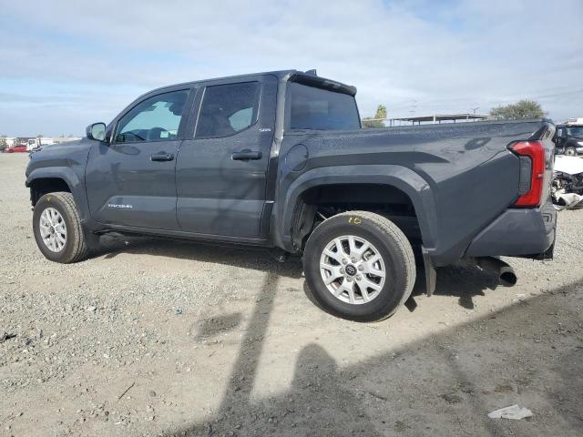 3TMKB5FN5RM015171 - 2024 TOYOTA TACOMA DOUBLE CAB Gris photo 2