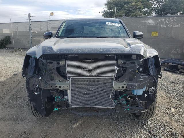 3TMKB5FN5RM015171 - 2024 TOYOTA TACOMA DOUBLE CAB Gris photo 5