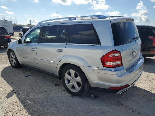 4JGBF7BE0CA788913 - 2012 MERCEDES-BENZ GL 450 4MATIC SILVER photo 2