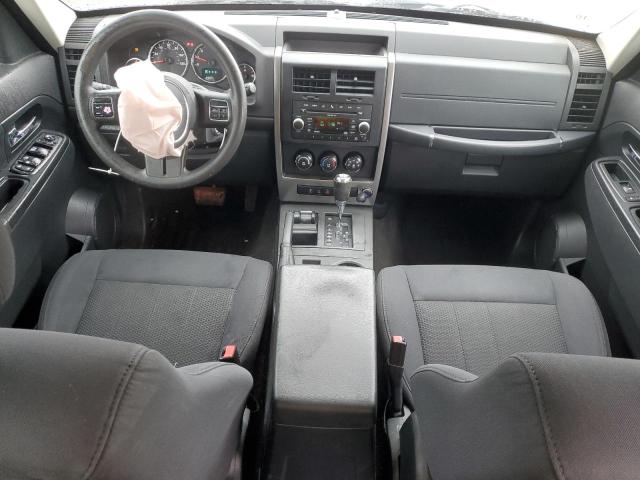 1J4PN2GK6BW580142 - 2011 JEEP LIBERTY SPORT SILVER photo 8