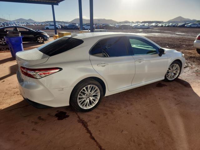 4T1F31AK2LU523326 - 2020 TOYOTA CAMRY XLE Білий фото 3