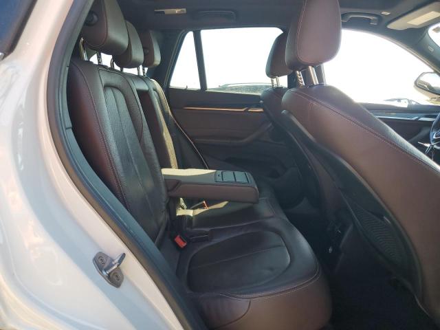WBXHT3C37J5K27582 - 2018 BMW X1 XDRIVE28I WHITE photo 10