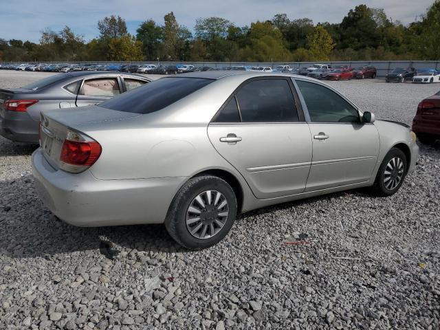 JTDBE32K563058252 - 2006 TOYOTA CAMRY LE Beige Foto 3