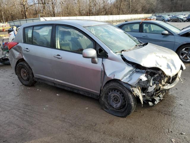 3N1BC1CP1BL392266 - 2011 NISSAN VERSA S SILVER photo 4