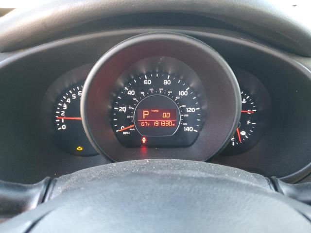 KNDJP3A55G7339544 - 2016 KIA SOUL + BLUE photo 9