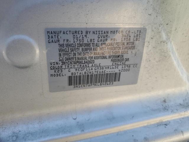 3N1CN7AP9KL842623 - 2019 NISSAN VERSA S Argent photo 12