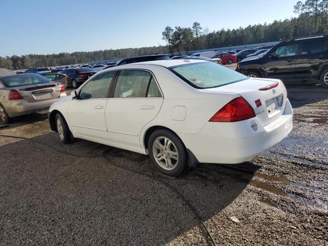 1HGCM56877A193233 - 2007 HONDA ACCORD EX WHITE photo 2