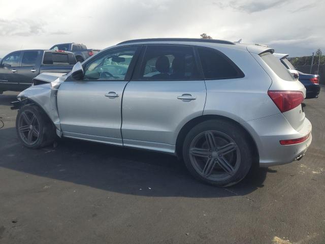 WA1DKAFP1CA117245 - 2012 AUDI Q5 PREMIUM PLUS SILVER photo 2