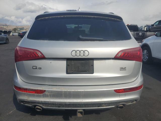 WA1DKAFP1CA117245 - 2012 AUDI Q5 PREMIUM PLUS SILVER photo 6