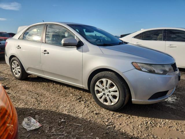 KNAFU4A2XA5809318 - 2010 KIA FORTE EX SILVER photo 4