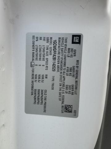 1GCWGFFA2B1142629 - 2011 CHEVROLET EXPRESS G2 WHITE photo 13