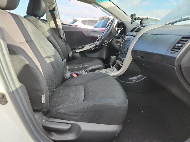 2T1BU4EE1AC458565 - 2010 TOYOTA COROLLA BASE أبيض صورة 7