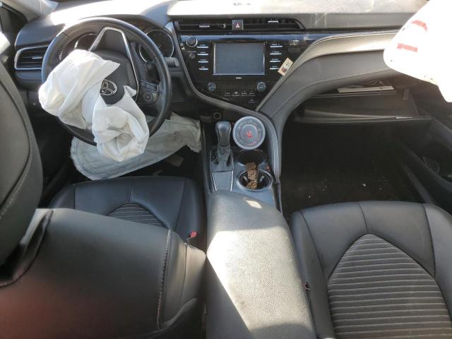 4T1G11AK9LU889438 - 2020 TOYOTA CAMRY SE BLACK photo 8