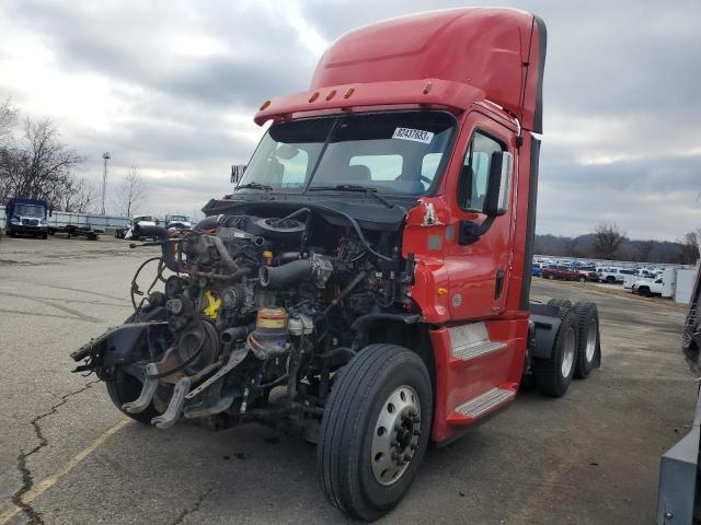 3AKJGED59GSHP6378 - 2016 FREIGHTLINER CASCADIA 1 RED photo 2