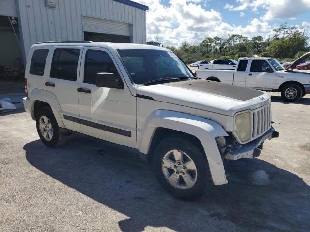 1C4PJLAK8CW161131 - 2012 JEEP LIBERTY SPORT WHITE photo 4