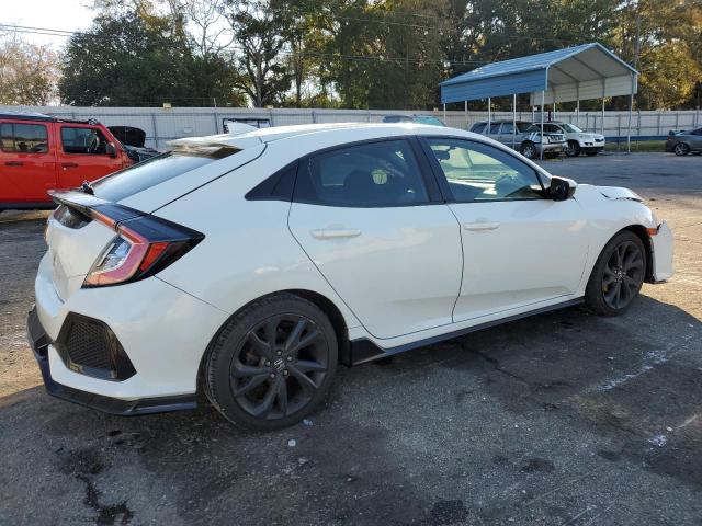 SHHFK7H40JU415485 - 2018 HONDA CIVIC SPORT WHITE photo 3