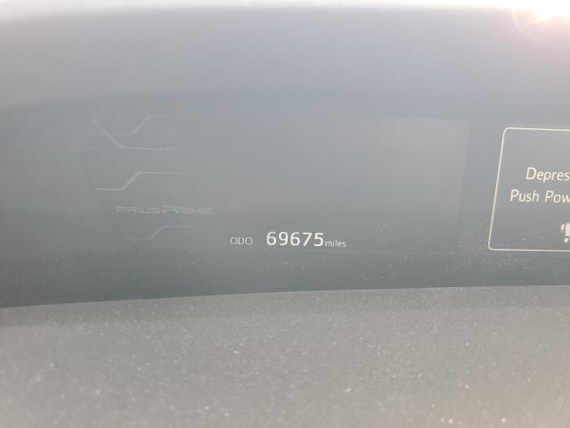 JTDKARFPXH3066774 - 2017 TOYOTA PRIUS PRIM رمادي صورة 9