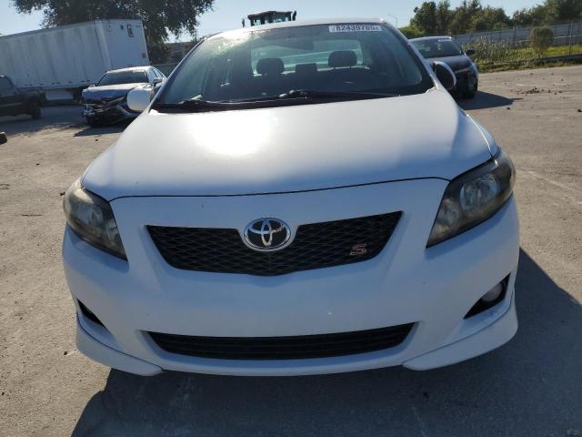 2T1BU4EE5AC475742 - 2010 TOYOTA COROLLA BASE WHITE photo 5