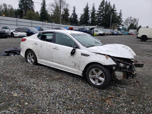 KNAGM4A76F5656542 - 2015 KIA OPTIMA LX WHITE photo 4