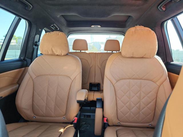 5UX23EM02P9P34795 - 2023 BMW X7 XDRIVE40I GRAY photo 10