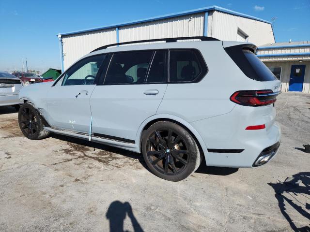 5UX23EM02P9P34795 - 2023 BMW X7 XDRIVE40I GRAY photo 2
