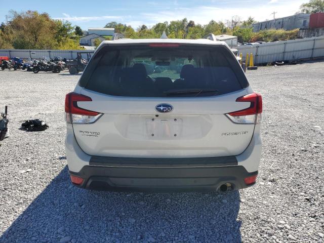 JF2SKAUC2MH534106 - 2021 SUBARU FORESTER LIMITED თეთრი ფოტო 6