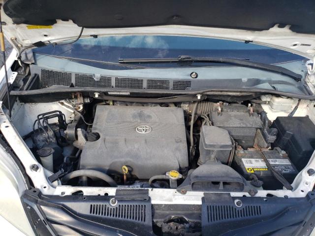 5TDKK3DC4DS343728 - 2013 TOYOTA SIENNA LE თეთრი ფოტო 12