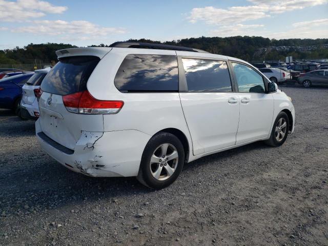 5TDKK3DC4DS343728 - 2013 TOYOTA SIENNA LE თეთრი ფოტო 3