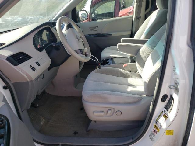 5TDKK3DC4DS343728 - 2013 TOYOTA SIENNA LE თეთრი ფოტო 7
