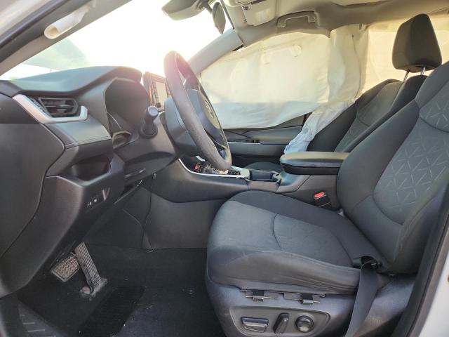 2T3P1RFVXMW158625 - 2021 TOYOTA RAV4 XLE WHITE photo 7