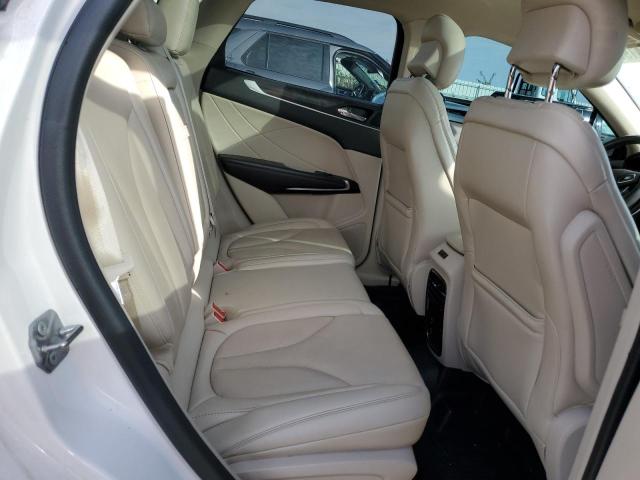 5LMTJ3DH3KUL18999 - 2019 LINCOLN MKC RESERVE Blanco foto 11