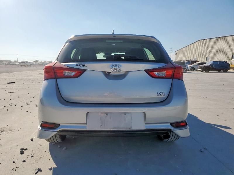 JTNKARJE5JJ564948 - 2018 TOYOTA COROLLA IM Серебристый фото 6