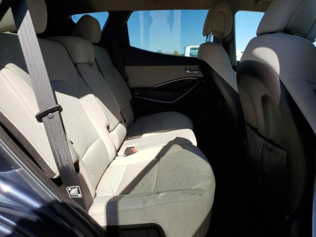 5XYZU3LB4HG388205 - 2017 HYUNDAI SANTA FE S BLUE photo 11